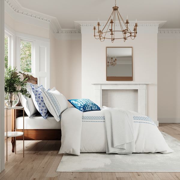 Ninua Bedding - Blue White